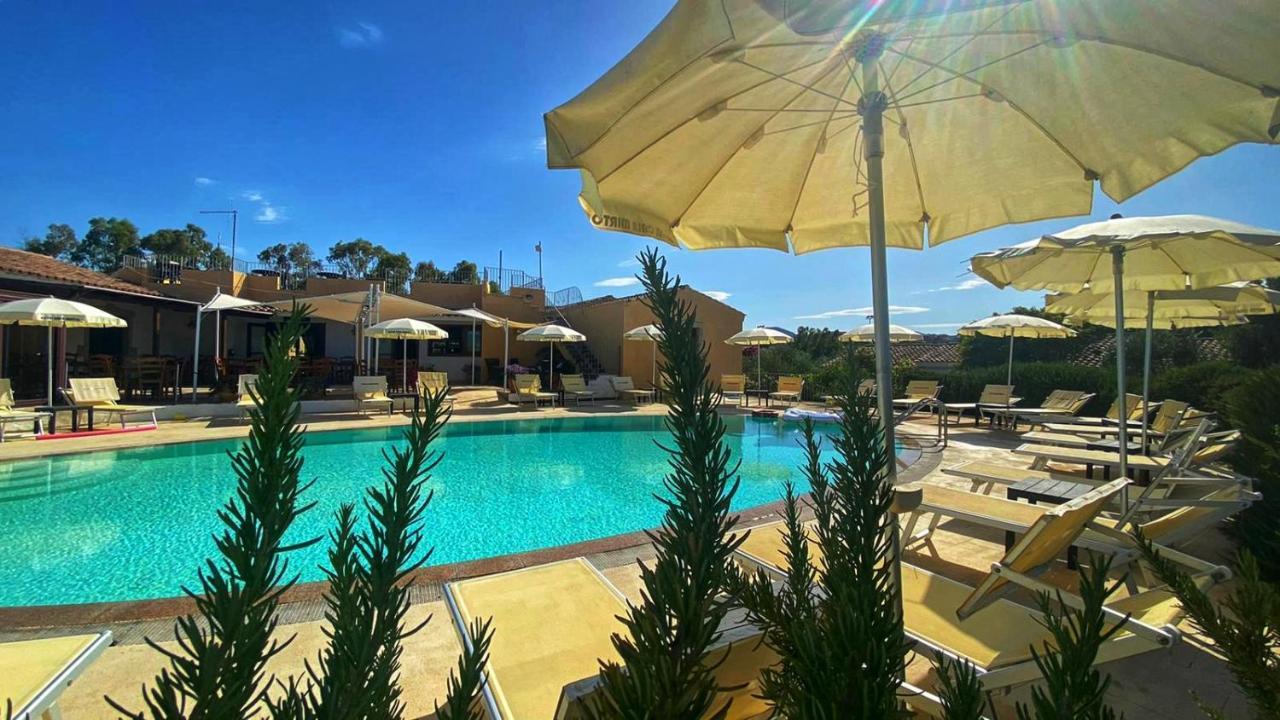 Hotel Cala Mirto Budoni Exterior foto